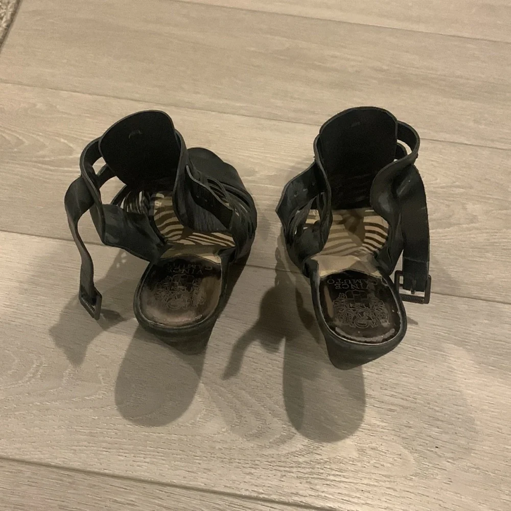 Vince Camuto Wedge Sandals - Black - Size 8.5 M - Picture 7 of 13